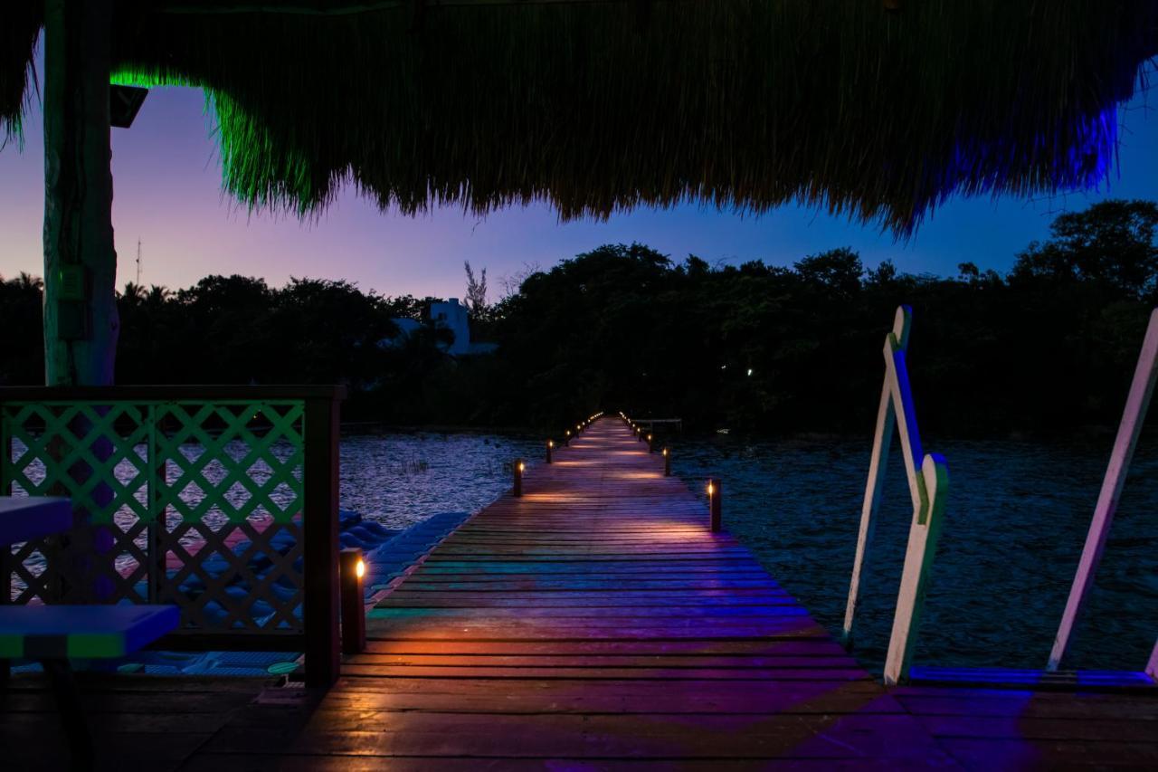 Casa Aakal Lagoon Front Hotel Bacalar Exterior foto